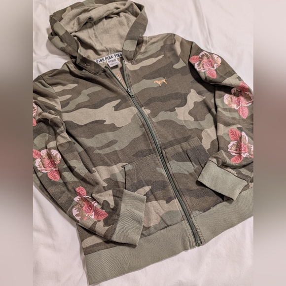 Victoria's Secret PINK Bling Zip Hoodie - Camo, Orchids & Rose Gold Sequin Logo - Picture 4 of 10
